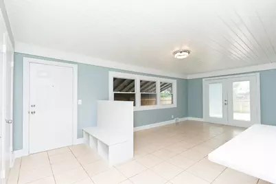 2624 Prial Avenue, Rockford, IL 61101 - Photo 11