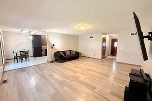 632 Larnell Ln, Rockford, IL 61101 - Photo 3