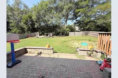 632 Larnell Lane, Rockford, IL 61101 - Photo 17