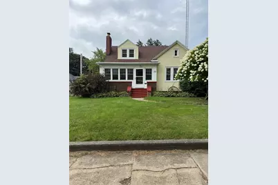 73 N Sunset Avenue, Freeport, IL 61032 - Photo 1