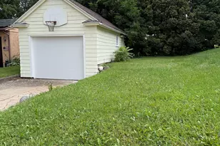73 N Sunset Ave, Freeport, IL 61032 - Photo 29