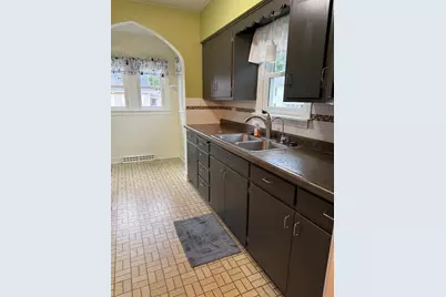 73 N Sunset Avenue, Freeport, IL 61032 - Photo 17