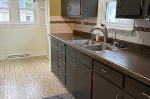 73 N Sunset Ave, Freeport, IL 61032 - Photo 17
