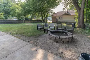 402 Alliance Ave, Rockford, IL 61101 - Photo 17
