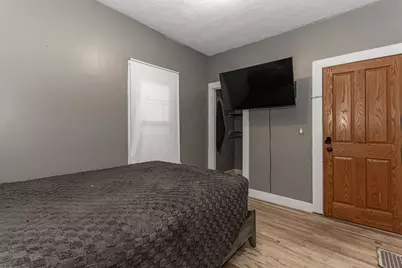 402 Alliance Avenue, Rockford, IL 61101 - Photo 5
