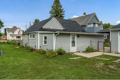 610 Clark Street, South Beloit, IL 61080 - Photo 27