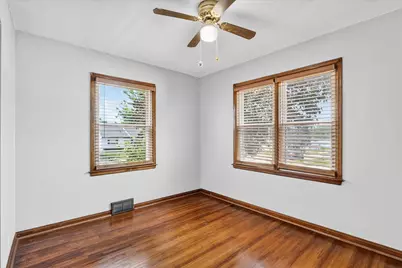 961 W Jefferson Street, Freeport, IL 61032 - Photo 23