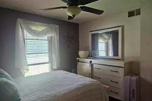 1013 Arnold Ave, Rockford, IL 61108 - Photo 15