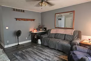1013 Arnold Ave, Rockford, IL 61108 - Photo 9