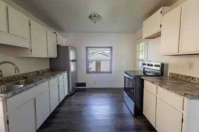 505 Hayes Street, South Beloit, IL 61080 - Photo 9