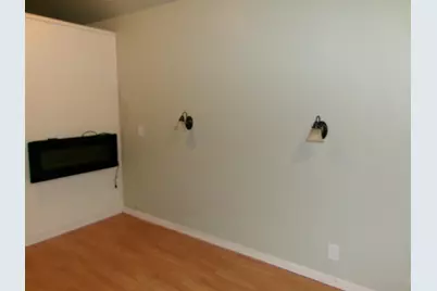 921 1st Unit B Street, Lasalle, IL 61301 - Photo 7