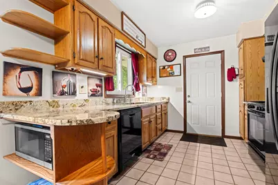 2838 Panorama Drive, Rockford, IL 61109 - Photo 5