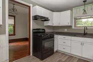 1312 Blaisdell St, Rockford, IL 61101 - Photo 11