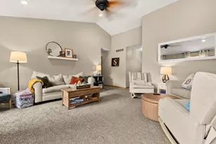 10971 Dixon Pines Cir, Machesney Park, IL 61115 - Photo 5