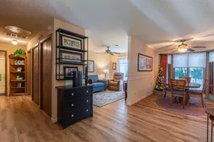 301 9th St, Mendota, IL 61342 - Photo 5