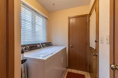 301 9th Street, Mendota, IL 61342 - Photo 9