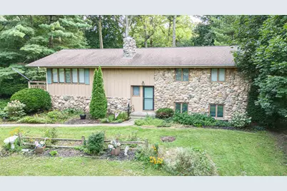 7901 Louella Drive, Roscoe, IL 61073 - Photo 1