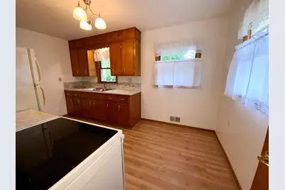 1824 Crestwood Avenue, Rockford, IL 61103 - Photo 9