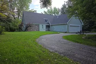 1494 Marberly Dr, Rockford, IL 61103 - Photo 3