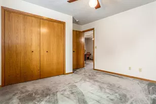 4996 Zenith Pkwy, Machesney Park, IL 61115 - Photo 25