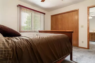 4996 Zenith Parkway, Machesney Park, IL 61115 - Photo 7