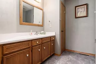 4996 Zenith Pkwy, Machesney Park, IL 61115 - Photo 25