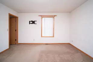 5900 Dusty Ln, South Beloit, IL 61080 - Photo 15