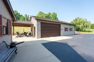 1101 E Spring Creek Rd, Oregon, IL 61061 - Photo 7