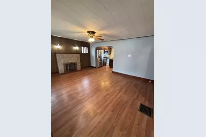 619 Lawn Drive, Loves Park, IL 61111 - Photo 3
