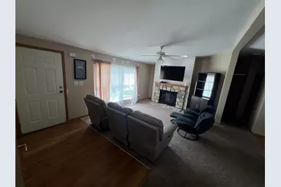 2221 Iris Avenue, Belvidere, IL 61008 - Photo 3
