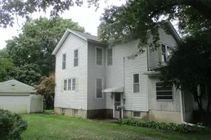 151 Jones St, Ottawa, IL 61350 - Photo 1