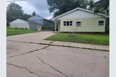 2701 18th Street, Rockford, IL 61109 - Photo 1