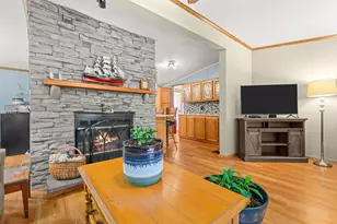 8511 Fig Tree Ln, Roscoe, IL 61073 - Photo 3
