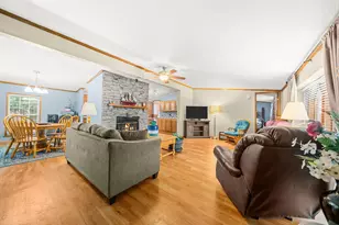 8511 Fig Tree Ln, Roscoe, IL 61073 - Photo 5