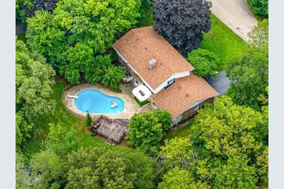 1718 Jacoby Place, Rockford, IL 61107 - Photo 3