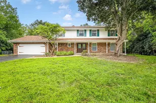 1718 Jacoby Pl, Rockford, IL 61107 - Photo 5