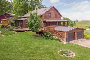 1915 S Kent Rd, Pearl City, IL 61062 - Photo 9
