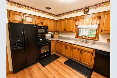6007 Hollis Avenue, Loves Park, IL 61111 - Photo 15