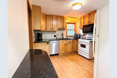 1304 Brownwood Drive, Rockford, IL 61107 - Photo 11