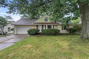 1721 Parkview Ave, Rockford, IL 61107 - Photo 1