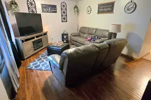1528 9th Ave, Belvidere, IL 61008 - Photo 3