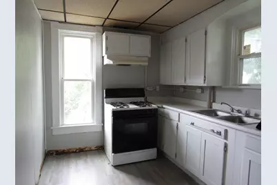 1413 11th Street, Rockford, IL 61108 - Photo 5