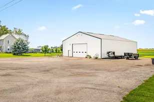 4139 S Spielman Rd, Leaf River, IL 61047 - Photo 9