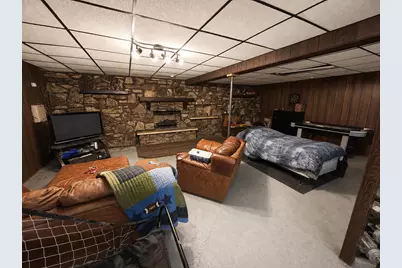 20775 Hickory Hills Road, Sterling, IL 61081 - Photo 47