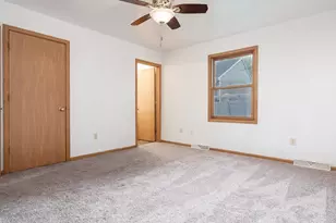 2951 16th St, Rockford, IL 61109 - Photo 17