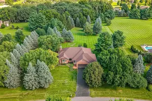 1198 Tuneberg Pkwy, Belvidere, IL 61008 - Photo 3