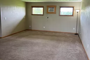 4840 Manchester Rd, Poplar Grove, IL 61065 - Photo 17