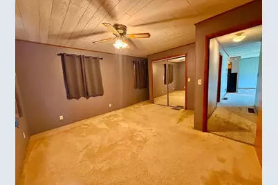 415 W Locust Street, Lanark, IL 61046 - Photo 9
