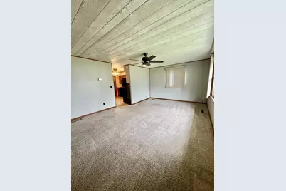 415 W Locust Street, Lanark, IL 61046 - Photo 5