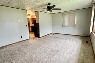 415 W Locust St, Lanark, IL 61046 - Photo 5